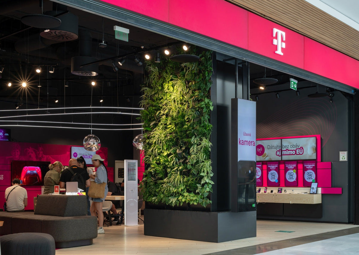 Živá stěna pro Telekom Centrum
